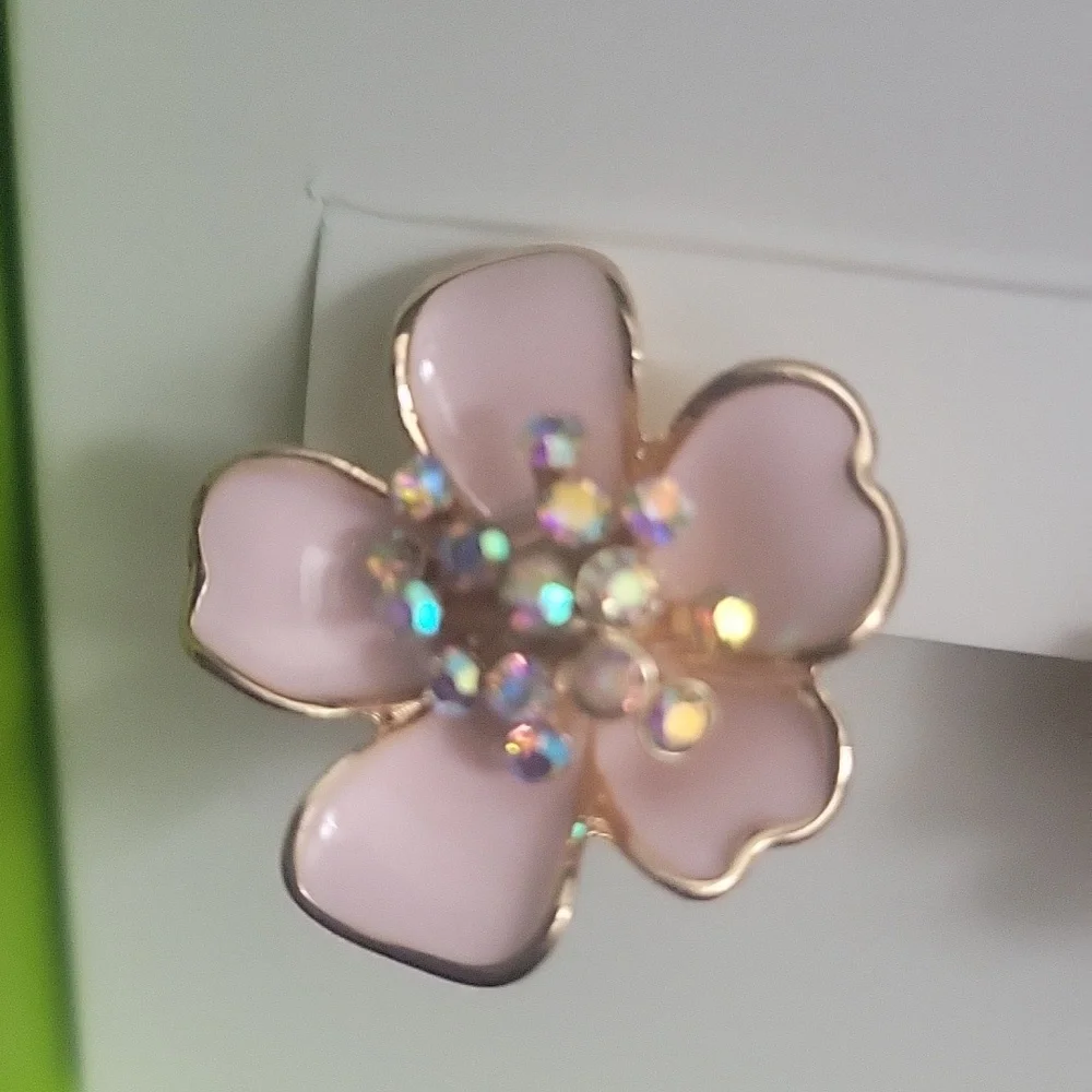NIB Betsey Johnson Pierced Earrings Pink Flower Crystals Leverback Closure 1" - Picture 5 of 8